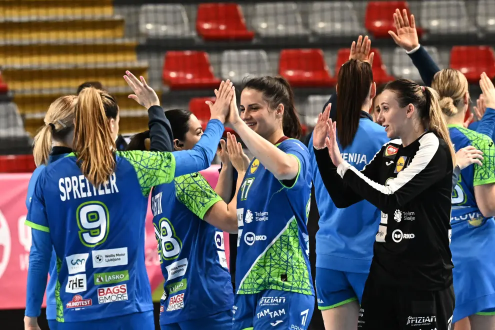 The Slovenian women's handball team. Photo: Handball Association of Slovenia