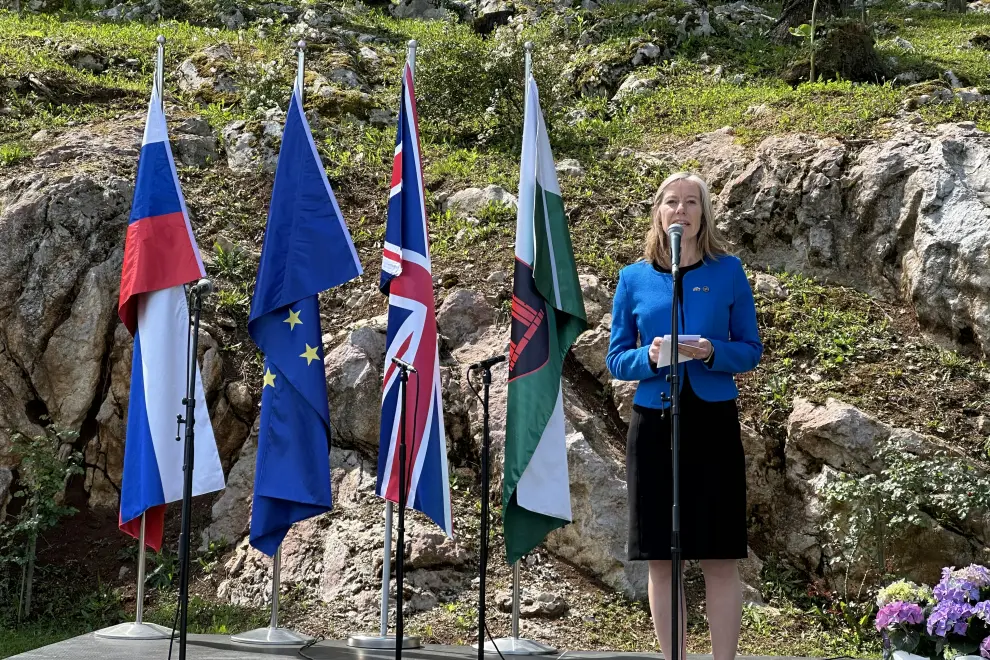 UK Ambassador to Slovenia Tiffany Sadler addresses the Slovenia-UK Friendship Day event. Photo: Aleš Kocjan/STA